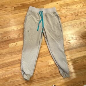 Figs Zamora Jogger Scrub pant.  Size L.  Never been worn